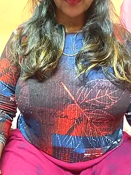 CUTE SOPHIA- online show from February 9, 2025, 4:46 am