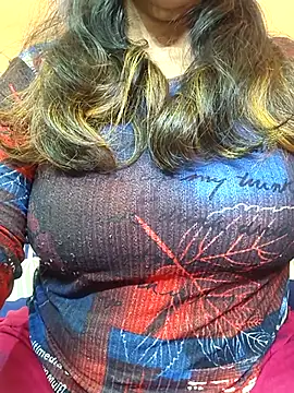 CUTE SOPHIA- online show from February 12, 2025, 7:02 pm