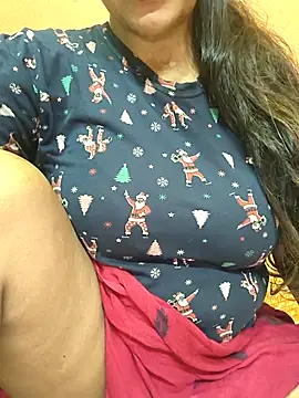 CUTE SOPHIA- online show from April 30, 2026, 1:56 am