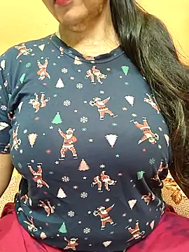 CUTE SOPHIA- online show from May 5, 2026, 1:19 am