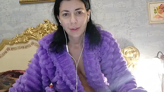 Snapshot of StunnigArt chatting on June 3, 2026, 1:17 am StunnigArt online show from June 3, 2026, 1:17 am