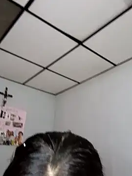 stefanie010 online show from October 18, 2025, 7:27 pm