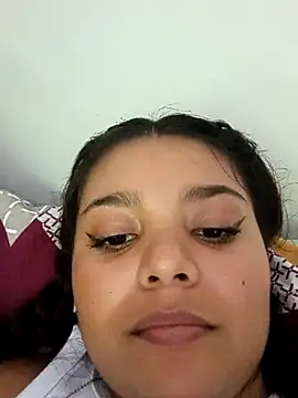 Snapshot of stefanie010 chatting on February 8, 2026, 7:44 pm stefanie010 online show from February 8, 2026, 7:44 pm