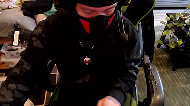 osirispouk online show from January 17, 2026, 9:18 pm