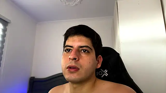Snapshot of lordbeja chatting on May 16, 2026, 8:52 pm lordbeja online show from May 16, 2026, 8:52 pm