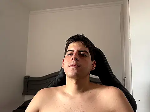 Snapshot of lordbeja chatting on May 6, 2026, 5:06 pm lordbeja online show from May 6, 2026, 5:06 pm