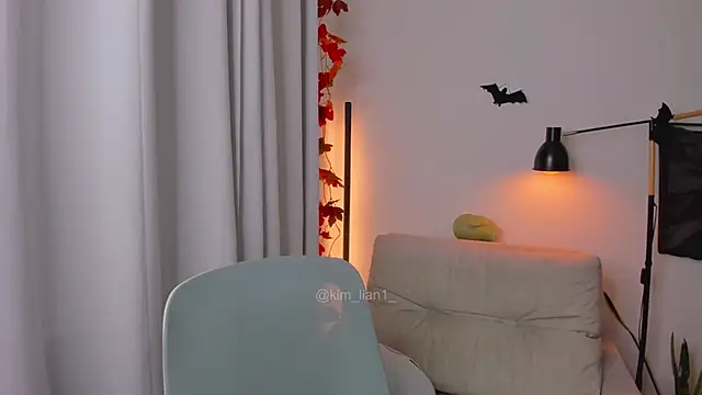 Snapshot of kim_lian21 chatting on October 10, 2025, 12:17 pm kim lian21 online show from October 10, 2025, 12:17 pm