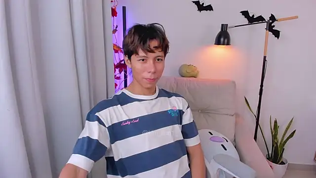 Snapshot of kim_lian21 chatting on October 9, 2025, 11:55 am kim lian21 online show from October 9, 2025, 11:55 am