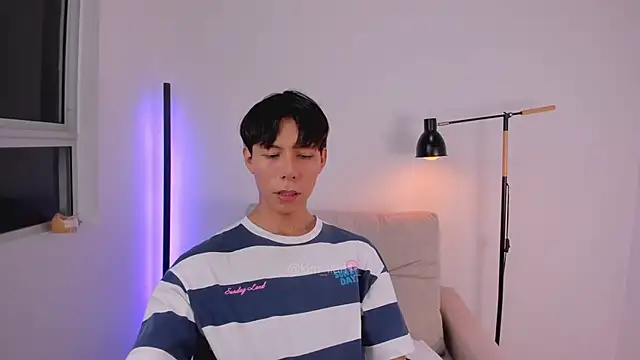 kim lian21 online show from February 24, 2026, 10:38 am