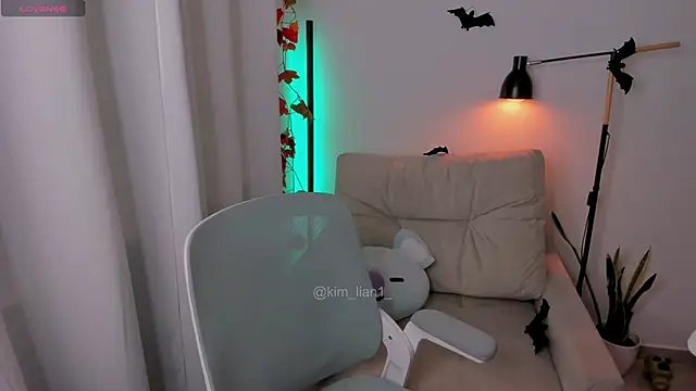 Snapshot of kim_lian21 chatting on October 21, 2025, 12:48 pm kim lian21 online show from October 21, 2025, 12:48 pm