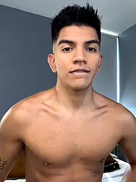 santiago 01 online show from October 16, 2025, 8:17 pm