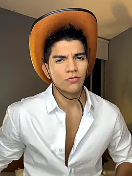 santiago 01 online show from November 1, 2025, 12:28 am