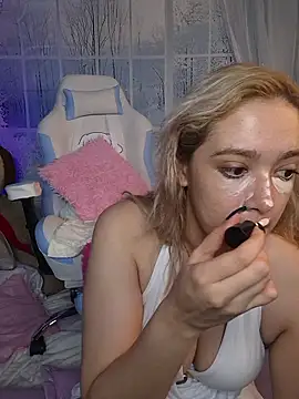 NaomiShimizu online show from January 11, 2026, 8:05 pm