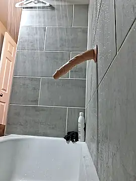 chillmfrs online show from November 27, 2025, 5:30 am