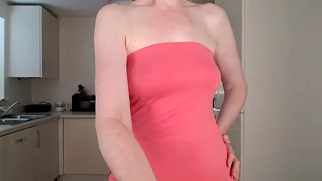 Snapshot of British_Goddess_Anna chatting on July 28, 2026, 8:11 am British Goddess Anna online show from July 28, 2026, 8:11 am