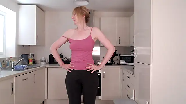 Snapshot of British_Goddess_Anna chatting on July 18, 2026, 8:12 am British Goddess Anna online show from July 18, 2026, 8:12 am
