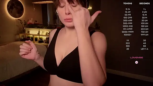 Snapshot of moon_deity_ chatting on October 13, 2025, 2:40 pm moon deity online show from October 13, 2025, 2:40 pm