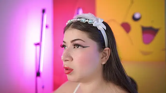 Snapshot of miss__pamela chatting on April 24, 2026, 11:01 am miss pamela online show from April 24, 2026, 11:01 am
