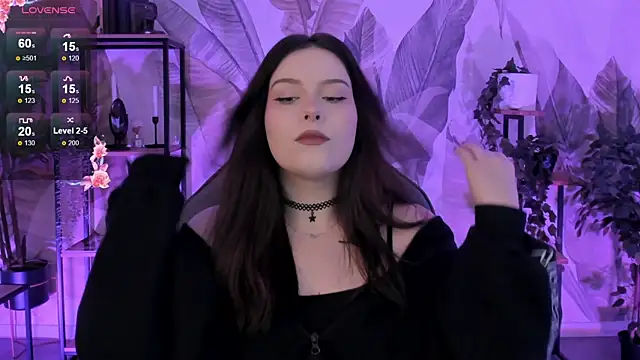 CoralineKeyns online show from October 24, 2025, 7:51 am