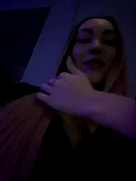 Snapshot of Lunalikaiya chatting on November 16, 2025, 4:23 pm Lunalikaiya online show from November 16, 2025, 4:23 pm