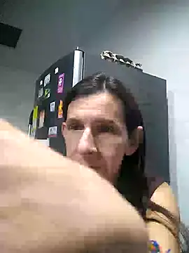 Snapshot of Cameron_puppy chatting on August 4, 2026, 2:49 am Cameron puppy online show from August 4, 2026, 2:49 am