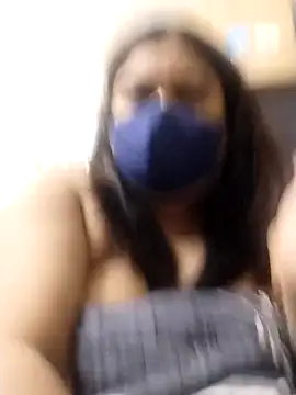 Snapshot of indianlisa5 chatting on May 18, 2026, 7:40 pm indianlisa5 online show from May 18, 2026, 7:40 pm