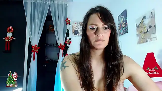 Snapshot of JadeHiilton chatting on December 26, 2024, 7:49 pm JadeHiilton online show from December 26, 2024, 7:49 pm