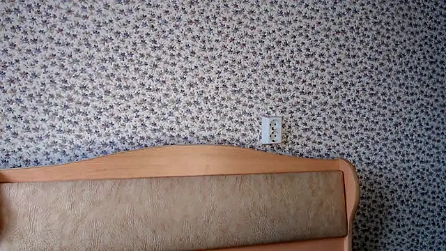 Tinadream20 online show from November 8, 2025, 9:57 am