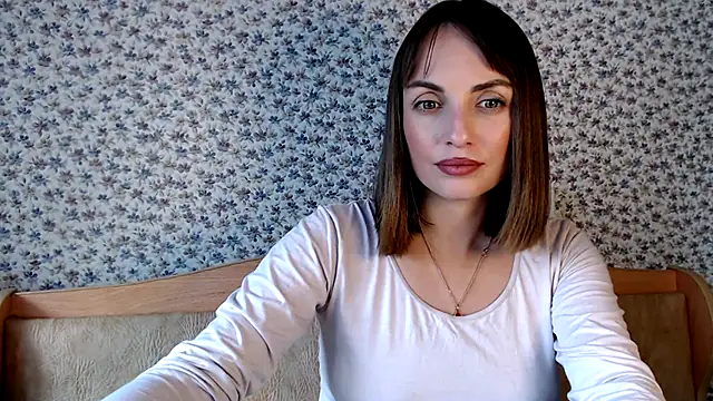 Snapshot of Tinadream20 chatting on May 10, 2026, 7:34 am Tinadream20 online show from May 10, 2026, 7:34 am