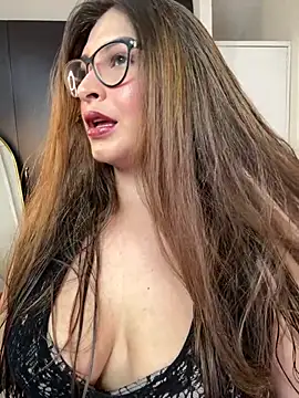 Snapshot of adara_lennox chatting on February 9, 2026, 9:24 pm adara lennox online show from February 9, 2026, 9:24 pm