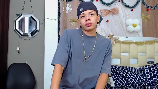 Snapshot of Harry_jhonsson chatting on December 3, 2025, 11:04 pm Harry jhonsson online show from December 3, 2025, 11:04 pm