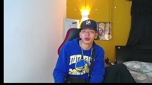 Snapshot of Harry_jhonsson chatting on March 10, 2025, 2:50 am Harry jhonsson online show from March 10, 2025, 2:50 am