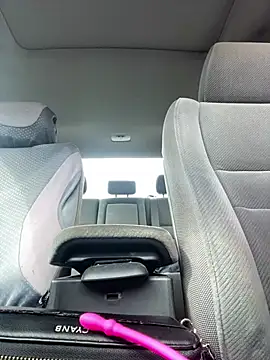 yanks28xh online show from March 9, 2025, 6:00 pm