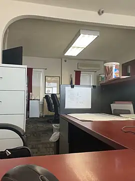 yanks28xh online show from February 28, 2025, 6:31 pm