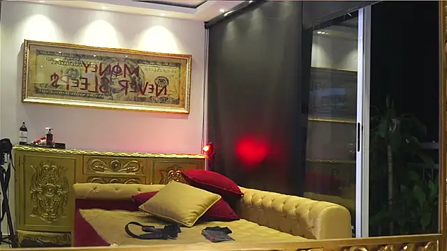 Snapshot of dantecoppolaa_ chatting on May 31, 2026, 1:55 am dantecoppolaa online show from May 31, 2026, 1:55 am