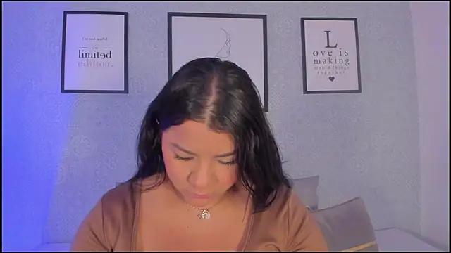 Natasha harper online show from July 18, 2026, 12:25 pm