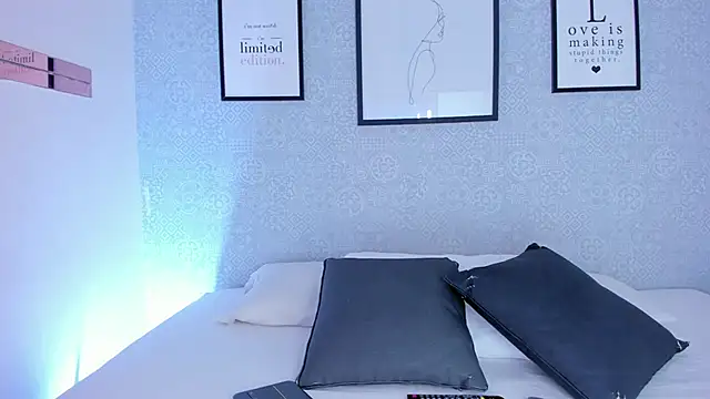 Natasha harper online show from October 24, 2025, 12:04 pm