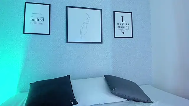 Snapshot of Natasha_harper chatting on March 5, 2026, 12:02 pm Natasha harper online show from March 5, 2026, 12:02 pm