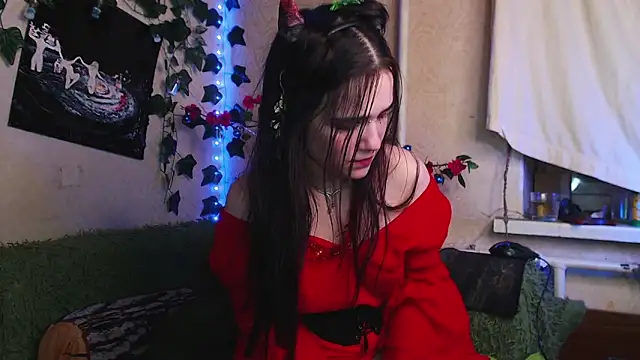 Snapshot of Tiny_Witch chatting on March 16, 2026, 11:29 pm Tiny Witch online show from March 16, 2026, 11:29 pm