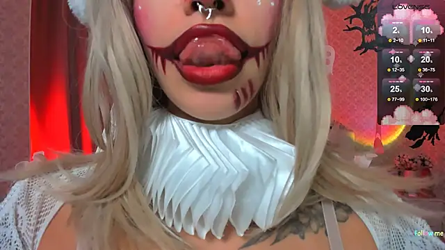 LeylaNoiry online show from October 28, 2025, 3:33 pm