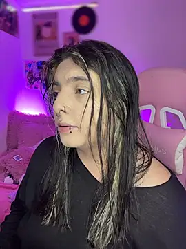 Snapshot of Sachi_Meow chatting on February 13, 2026, 6:52 pm Sachi Meow online show from February 13, 2026, 6:52 pm