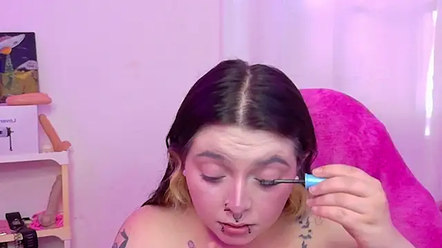 Snapshot of Sachi_Meow chatting on July 26, 2026, 7:10 pm Sachi Meow online show from July 26, 2026, 7:10 pm