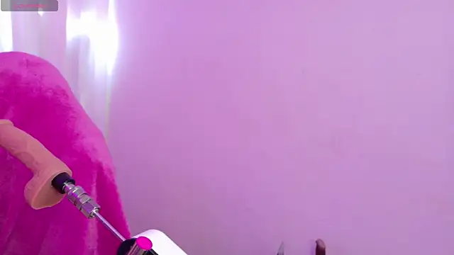 Snapshot of Sachi_Meow chatting on May 19, 2026, 7:43 pm Sachi Meow online show from May 19, 2026, 7:43 pm