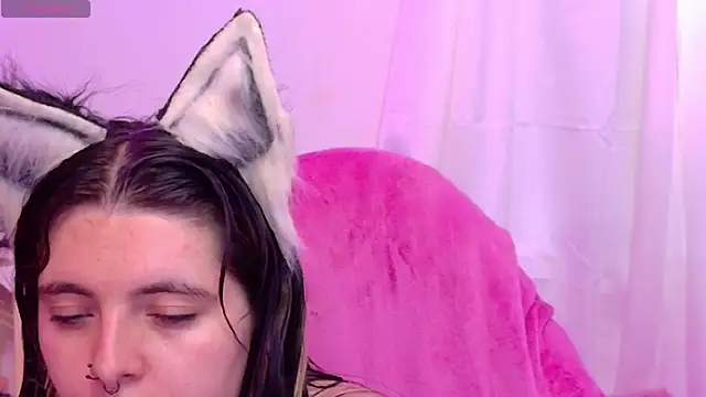 Snapshot of Sachi_Meow chatting on June 23, 2026, 7:12 pm Sachi Meow online show from June 23, 2026, 7:12 pm
