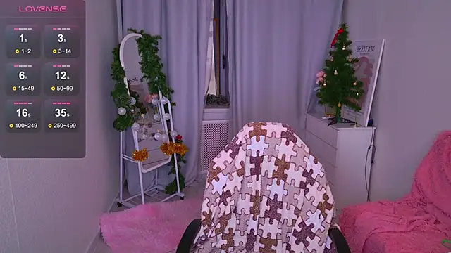 LovelyJessie online show from December 22, 2025, 1:55 pm