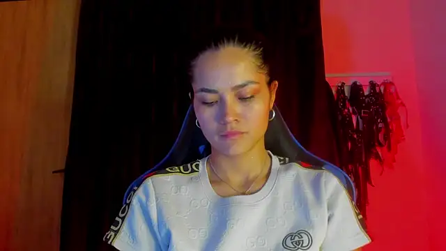 Snapshot of scarlet-kennedy98 chatting on November 5, 2025, 11:19 pm scarlet-kennedy98 online show from November 5, 2025, 11:19 pm