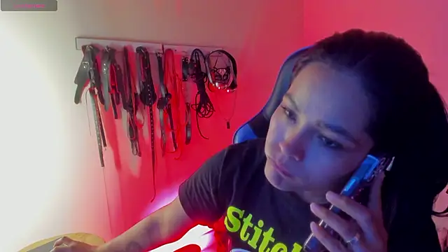 scarlet-kennedy98 online show from March 5, 2026, 9:43 pm