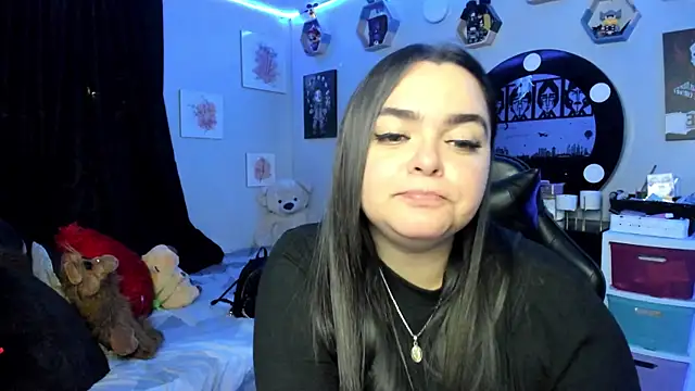 Snapshot of Luise_Meyrink chatting on October 26, 2025, 3:07 am Luise Meyrink online show from October 26, 2025, 3:07 am