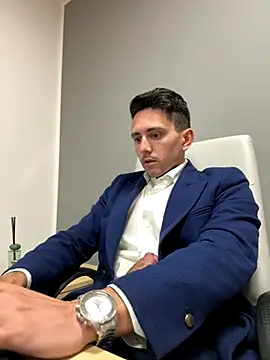 masterboss  online show from November 11, 2025, 1:28 pm