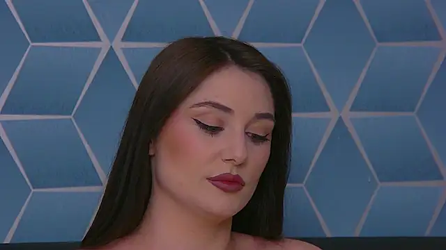 KassieWeins online show from June 26, 2026, 8:14 pm